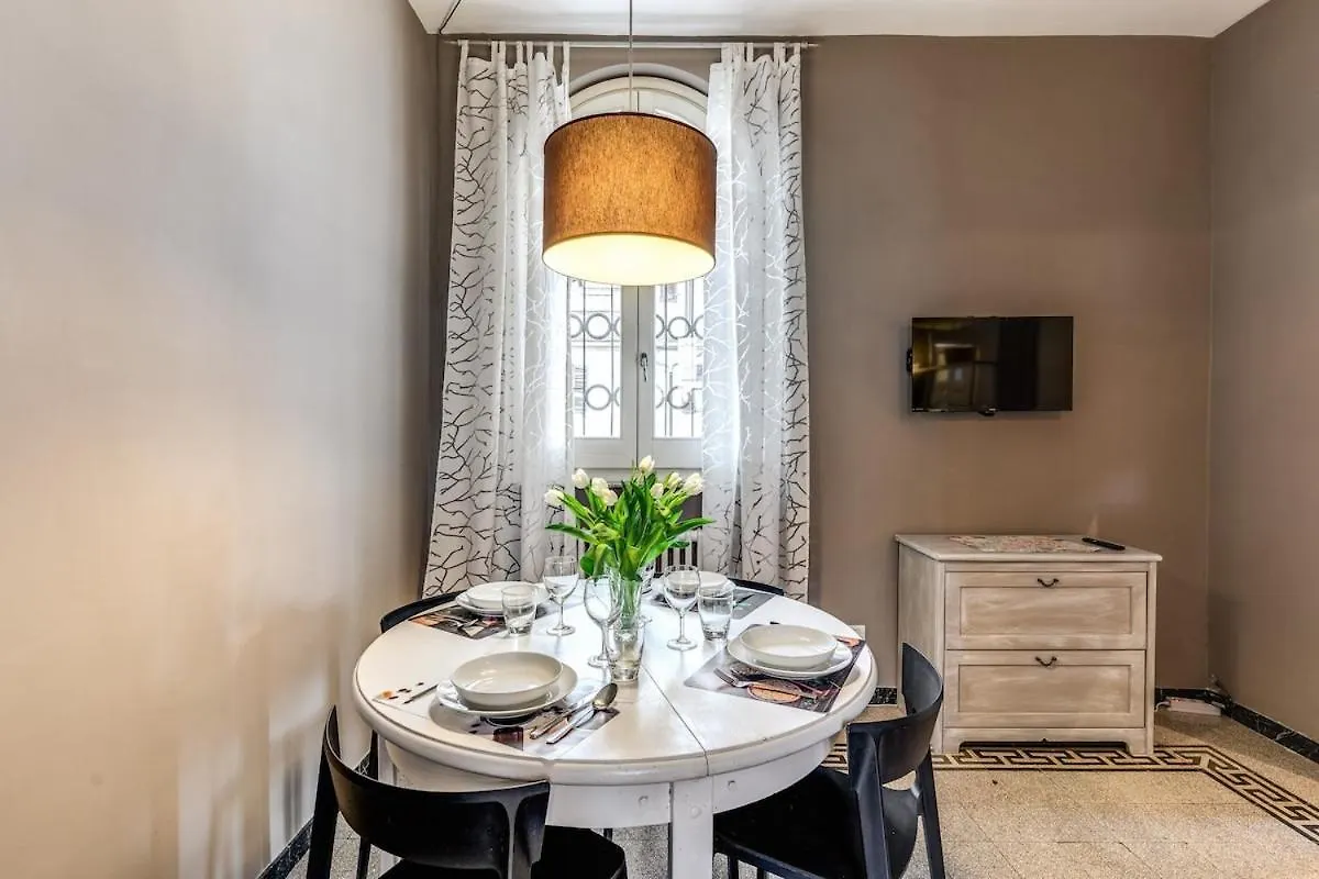 Napoleone 2 Bedroom Apartment Rome 0*,  Italy