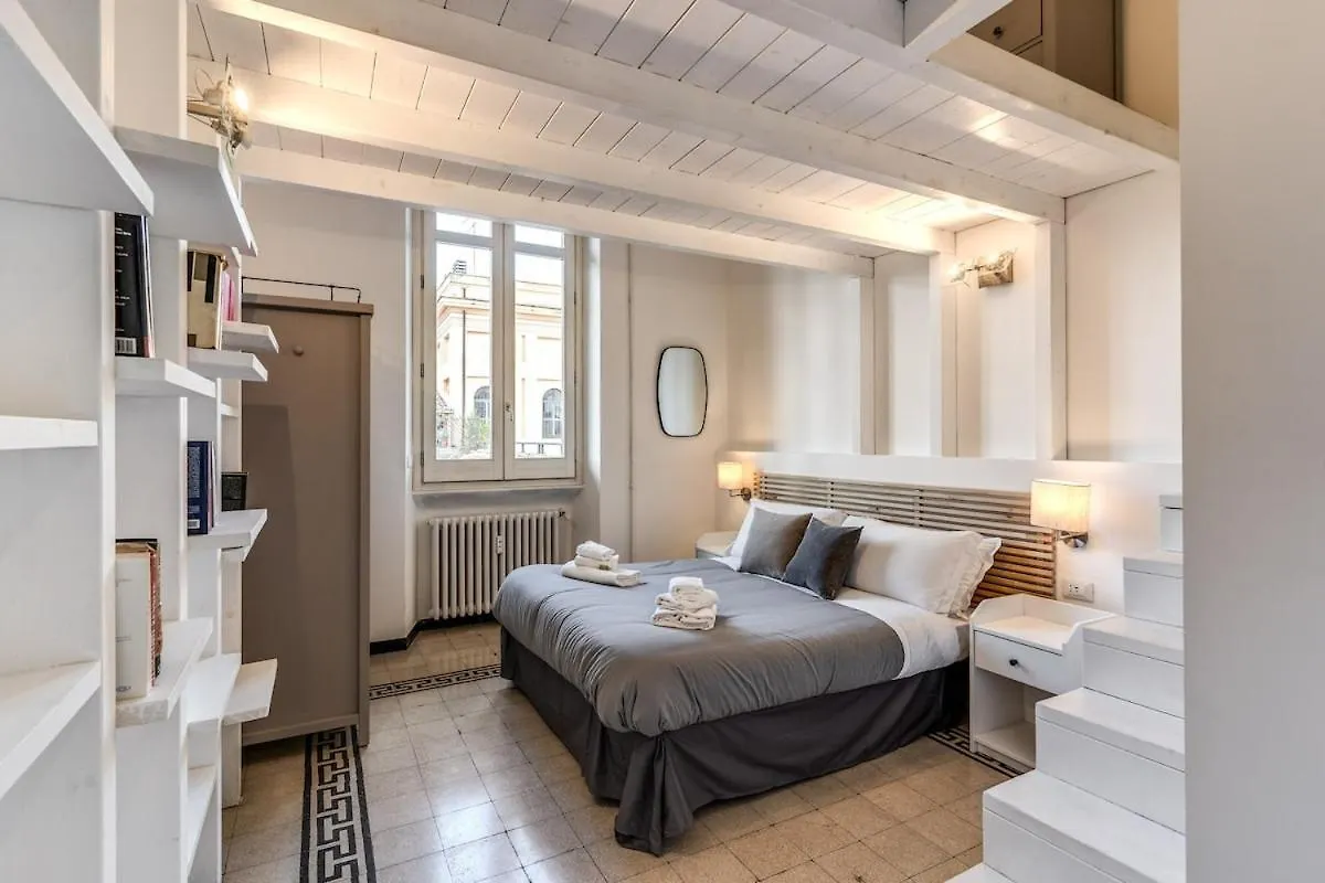 Napoleone 2 Bedroom Apartment Rome