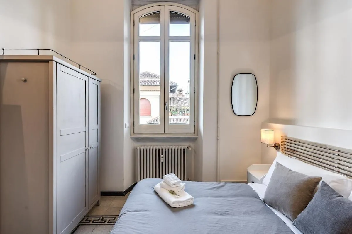 Napoleone 2 Bedroom Apartment Rome Italy